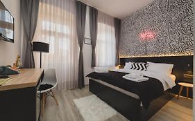 Hotel Marienplatz Podgorica